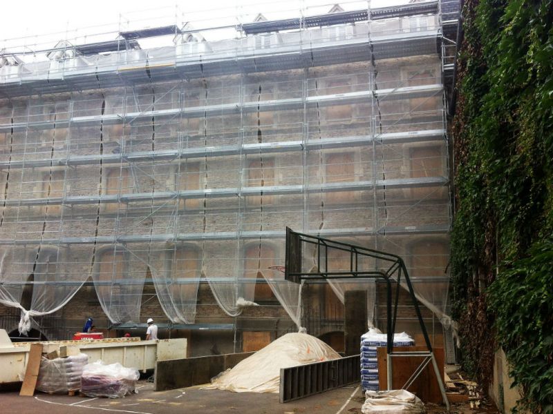 Echafaudages sur 2500m²